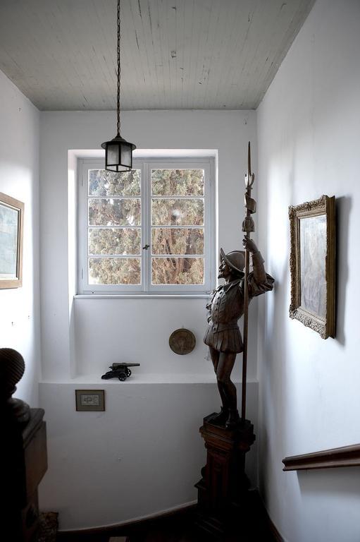 The Villa Averoff Kirinthos Bilik gambar